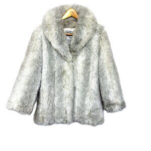 VTG Russel Taylor Signature Collection Limited Edition  Faux Fur Jacket
